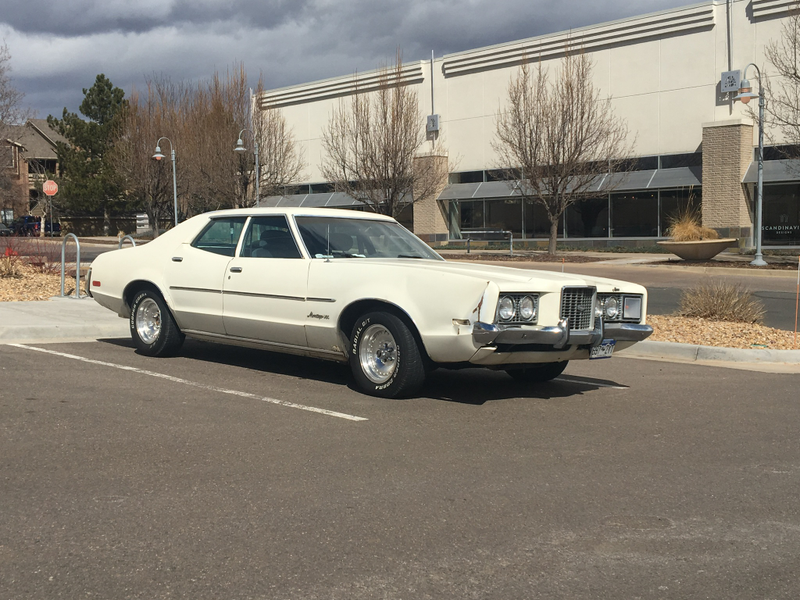 Illustration for article titled Apparently front passenger side damage on vintage Mercurys is like the Camry dent